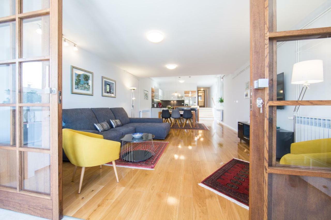 Melody M Apartment With Private Pool Split Eksteriør bilde